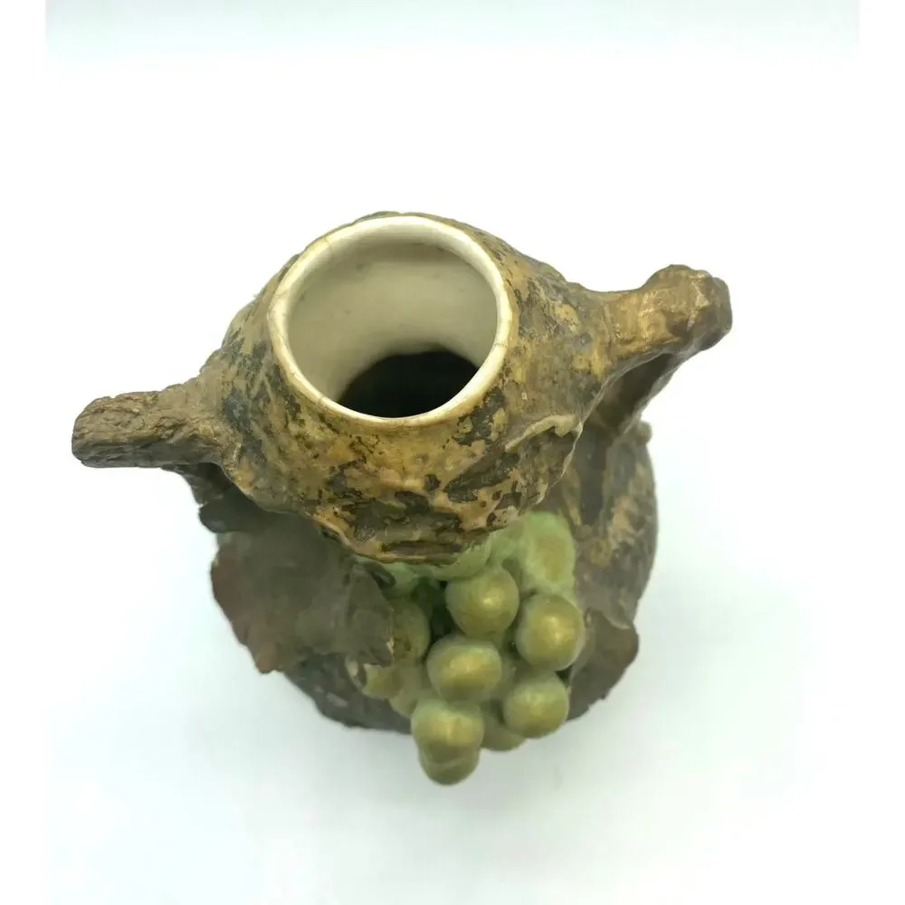 Unbranded majolica adorned